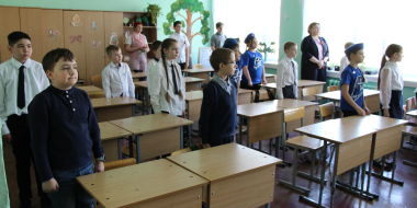 Урок мужества прошел в псковском лицее - 2025-05-11 11:05:00 - 2