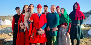Клубы из Санкт-Петербурга и Смоленска приедут на фестиваль «Довмонт Псковский» - 2025-06-25 13:35:00 - 2