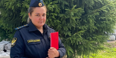 Получить зарплату жителям Псковской области помогли приставы - 2025-09-17 13:05:00 - 2