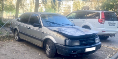 Два автомобиля горели в Великих Луках - 2025-09-25 11:35:00 - 2