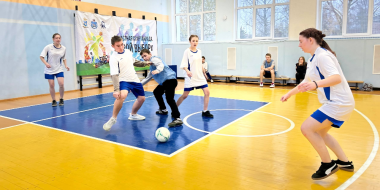 Подростки из пяти районов соревновались в мини-футболе во Великих Луках - 2025-10-26 14:05:00 - 2 Подростки из пяти районов соревновались в мини-футболе во Великих Луках - 2025-10-26 14:05:00 - 2