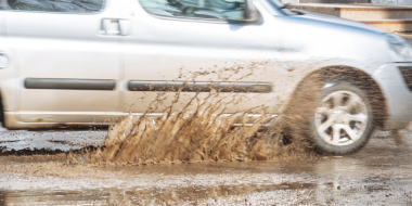 В Госдуме предложили отменять штрафы за нарушения из-за ям на дорогах - 2025-10-29 20:05:00 - 2