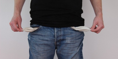 Россиянам до зарплаты ежемесячно не хватает 10-20 тысяч рублей - 2025-10-30 20:05:00 - 2 Россиянам до зарплаты ежемесячно не хватает 10-20 тысяч рублей - 2025-10-30 20:05:00 - 2