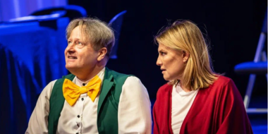 5 января в Великих Луках пройдет спектакль «Опасный холостяк» - 2025-12-04 11:05:00 - 2