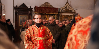 Принесение мощей Георгия Победоносца прошло в Псковском кремле - 2025-12-09 17:05:00 - 2