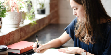 Вдовы участников СВО смогут поступать по квоте на бюджет в вузы и ссузы - 2025-12-16 19:35:00 - 2