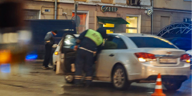 Великолукских водителей попросили быть внимательнее на дорогах - 2025-12-18 18:05:00 - 2