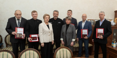 Псковские врачи удостоены наград Народного фронта - 2025-12-30 17:05:00 - 2