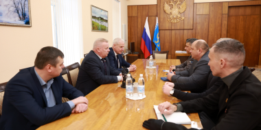 Участники областных кадровых программ проходят стажировку в Собрании - 2026-01-27 12:05:00 - 2