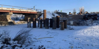 Начался ремонт моста через реку Кухва в Пыталовском округе - 2026-02-10 16:35:00 - 3