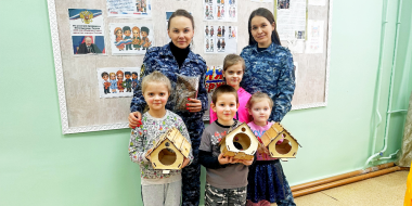 Сотрудники ИК-6 присоединились к акции «Покормите птиц зимой» - 2026-02-28 11:05:00 - 2