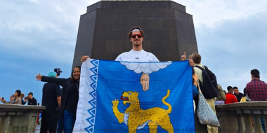 Пловец Марк Мордовцев из Пскова посетил 43 страны с флагом региона - 2026-03-02 17:05:00 - 2