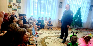 Дорожные полицейские для маленьких великолучан необычное занятие - 2026-03-16 12:35:00 - 2