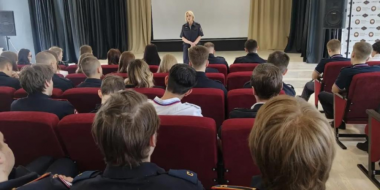 Студентов Псковского техникума познакомили с карьерой в МВД - 2026-03-30 14:05:00 - 2