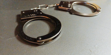 Жителя Дно подозревают в незаконном лишении свободы знакомого - 2026-03-31 10:05:00 - 2