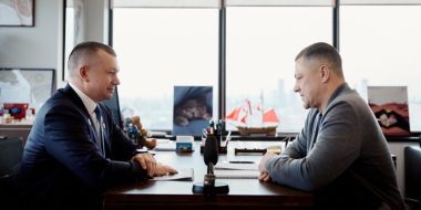 Михаил Ведерников и Артур Орлов обсудили проект Движения Первых - 2026-04-11 09:05:00 - 2