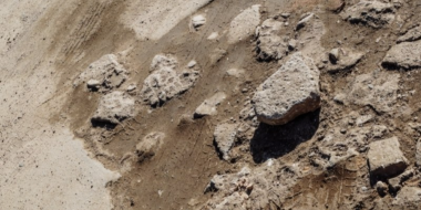 Состояние деревенской дороги пожаловалась жительница Стругокрасненского района - 2026-04-19 13:05:00 - 2