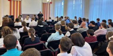 Капитан великолукской полиции встретилась со школьниками - 2026-04-20 16:35:00 - 2