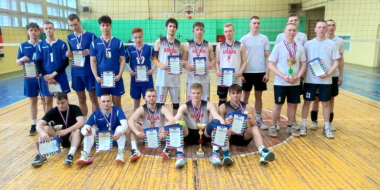 В Псковской области прошли соревнования по волейболу - 2026-04-21 16:05:00 - 2