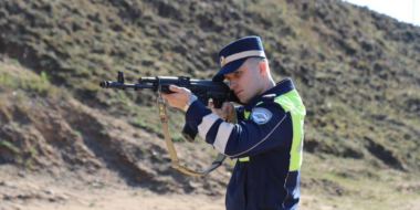 Великолукские полицейские заняли третье место на соревнованиях по стрельбе - 2026-04-21 11:05:00 - 2