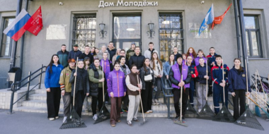 Великолучане присоединились к Всероссийской неделе субботников - 2026-04-21 11:35:00 - 2