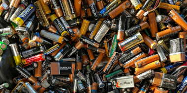 Великолучанам рассказали, куда приносить отработанные батарейки - 2026-04-22 14:35:00 - 2