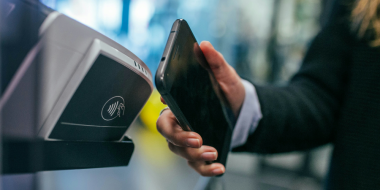 Сообщения о платных переводах по СБП опроверг Центробанк - 2026-04-23 19:05:00 - 2