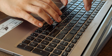 Россиянам порекомендовали не переходить по ссылкам вне доменной зоны .ru - 2026-04-27 19:35:00 - 2