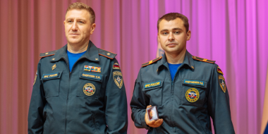 Великолукских спасателей наградили в честь Дня России - 2026-06-09 12:02:00 - 2