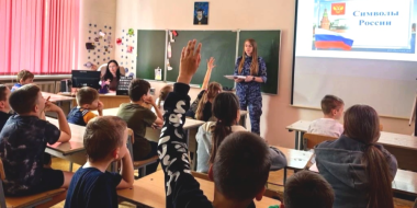 Росгвардейцы пообщались с ребятами в летнем лагере - 2026-06-13 16:05:00 - 2