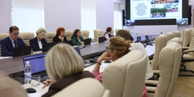 Эффективность исполнения региональных госпрограмм оценил экономический комитет - 2026-06-21 10:05:00 - 2