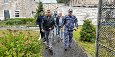 Условия содержания осужденных проверили в великолукском ИЦ - 2026-07-08 13:35:00 - 2