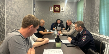 Общественный совет при полиции Великих Лук обсудил вопросы миграции - 2026-08-21 13:35:00 - 2
