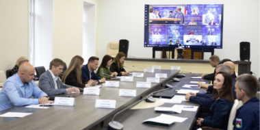 Работу по поддержке участников СВО обсудили в Дновском районе - 2026-09-11 17:35:00 - 2