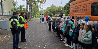 Юных великолучан посвятили в пешеходы - 2026-09-18 10:05:00 - 2