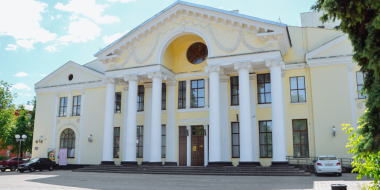 В Великих Луках открывается 107-й театральный сезон - 2026-09-25 11:05:00 - 2
