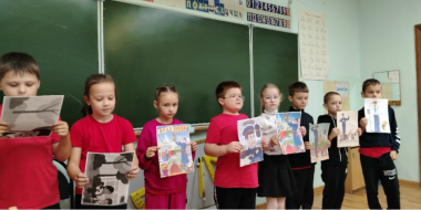 Великолукские школьники и полицейские вместе прочитали «Дядю Степу» - 2026-09-25 10:05:00 - 2