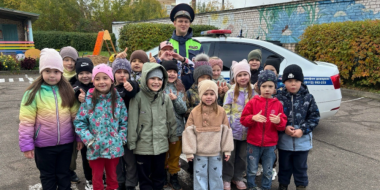 Малыши Великих Лук повторили главные правила безопасности на дороге - 2026-10-09 17:05:00 - 2