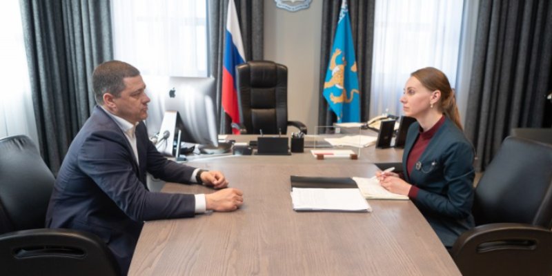 Михаил Ведерников обсудил с Натальей Скачковой реализацию молодежных проектов