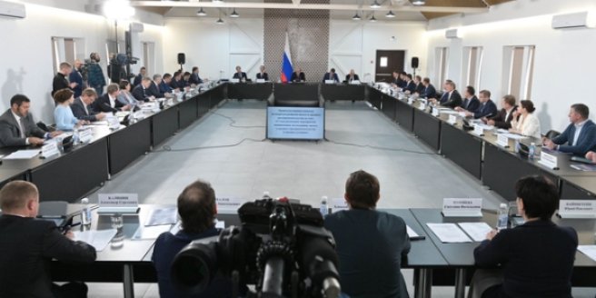 Михаил Ведерников принял участие в Правительственной Комиссии по развитию МСП - 2022-05-27 09:05:00 - 1