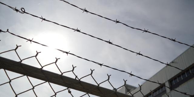 В Опочецком районе мужчина осужден за совершение побега из колонии - 2022-08-09 12:35:00 - 1