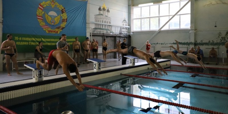 Великолучане заняли первое место на соревнованиях по плаванию среди команд УМВД - 2022-09-30 15:35:00 - 1