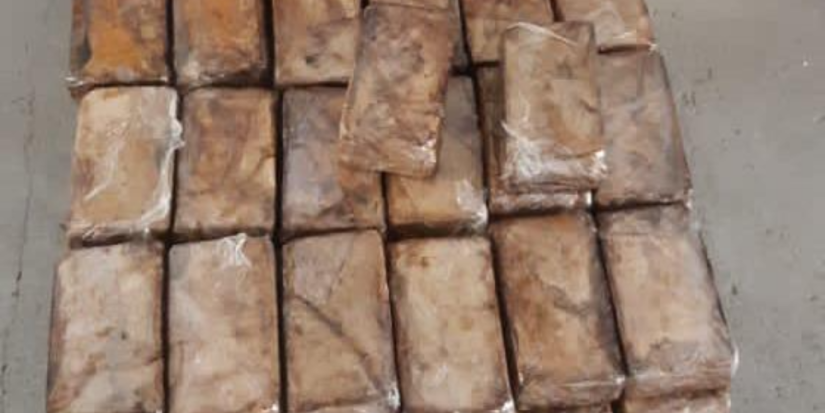 Сотрудники псковской таможни изъяли более 60 кг наркотиков - 2023-01-31 09:05:00 - 1