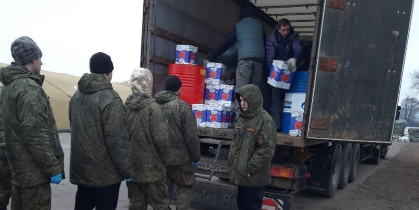 Военным доставили очередную партию гуманитарной помощи от Великих Лук - 2023-02-01 13:35:00 - 1