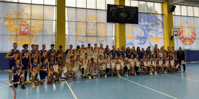 Великолучане - золотые призеры первенства Псковской области по баскетболу - 2023-10-11 16:35:00 - 1