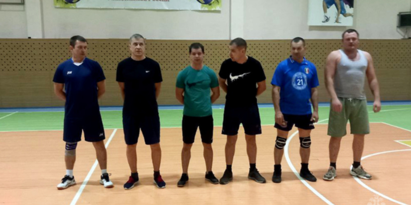 Спасатели Великих Лук приняли участие в турнире по волейболу - 2023-11-20 09:35:00 - 1
