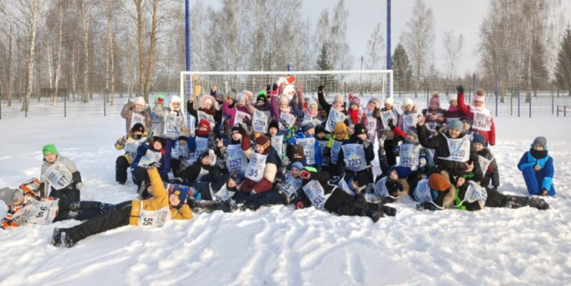Более 450 жителей Дедовичского района приняли участие во Всероссийском дне зимних видов спорта - 2024-02-15 15:05:00 - 1