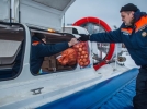 Спасатели доставили продукты на остров Залита в Псковском озере - 2022-01-13 14:05:00 - 6