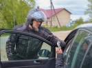 Совместный рейд провели сотрудники ГИБДД и мотолюбители в Псковской области - 2022-05-18 12:35:00 - 9