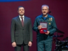 Сотрудники МЧС получили почетные звания «Заслуженный пожарный Псковской области» - 2024-04-27 15:35:00 - 10